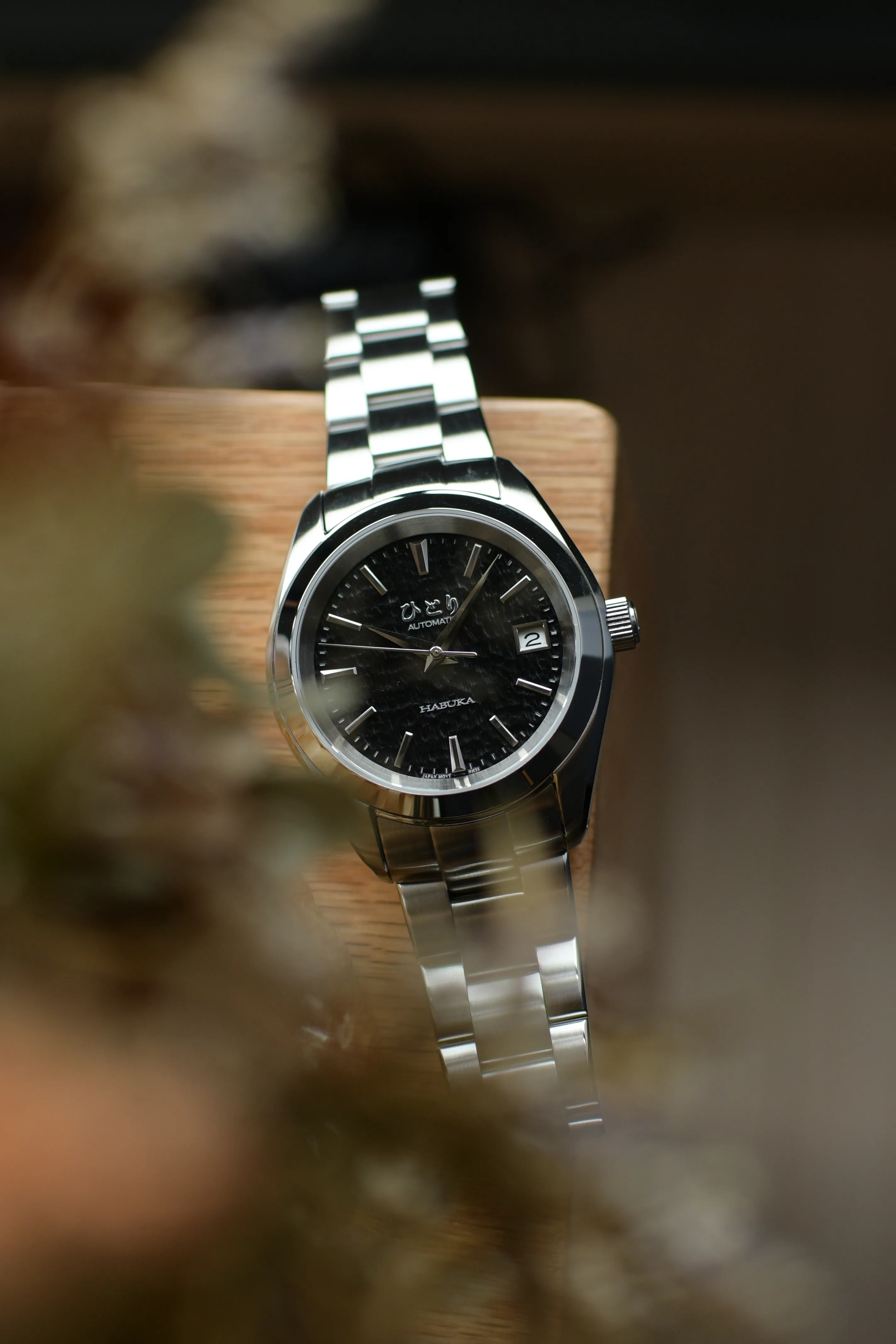 Habuka Graphite Black